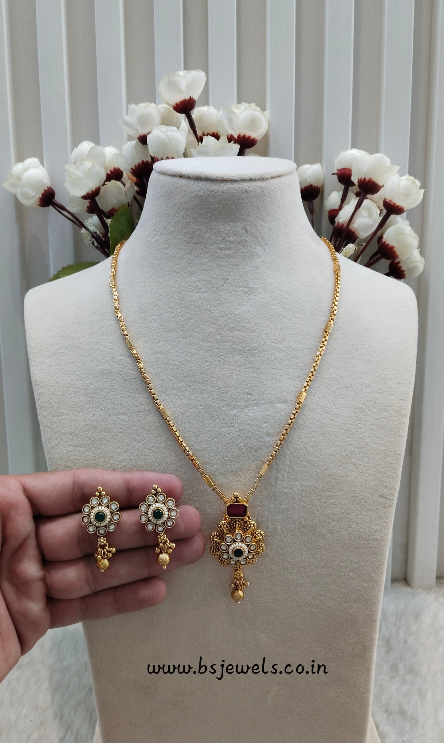 Ruby Green Gold Polki Necklace Jewellery Azam Set