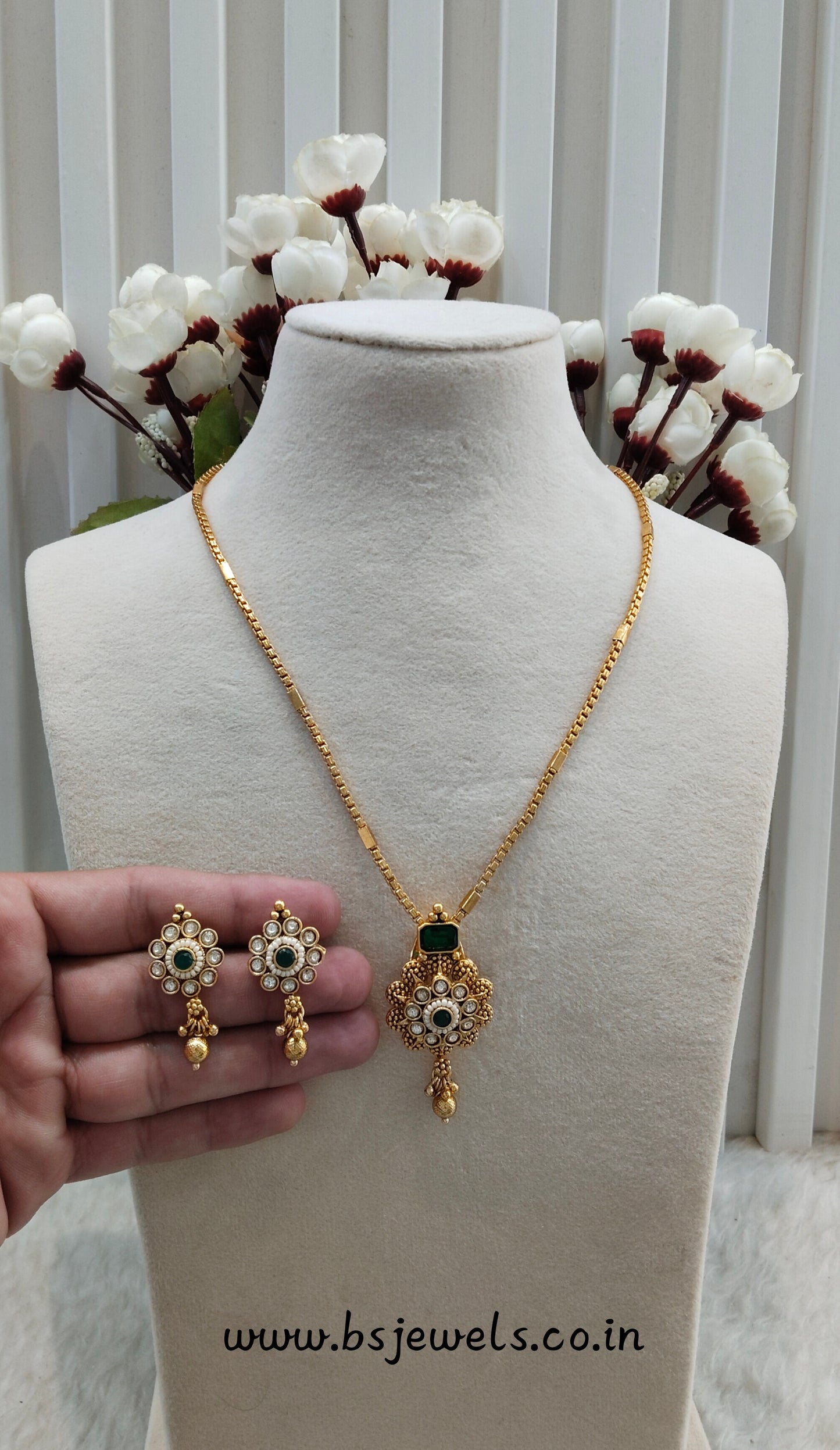 Green Gold Polki Necklace Jewellery Azam Set