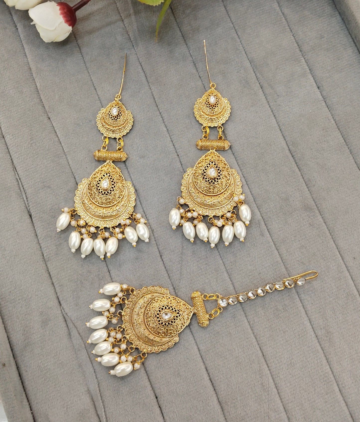 White Gold Polki Punjabi Style Earrings and Tikka