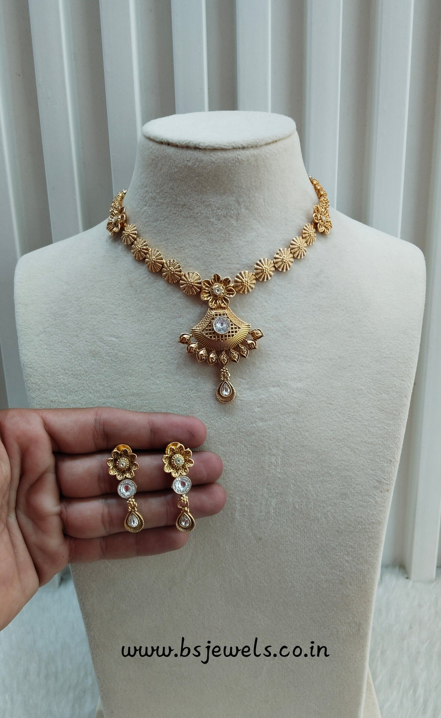 Gold Polki Necklace Jewellery Pawan Set