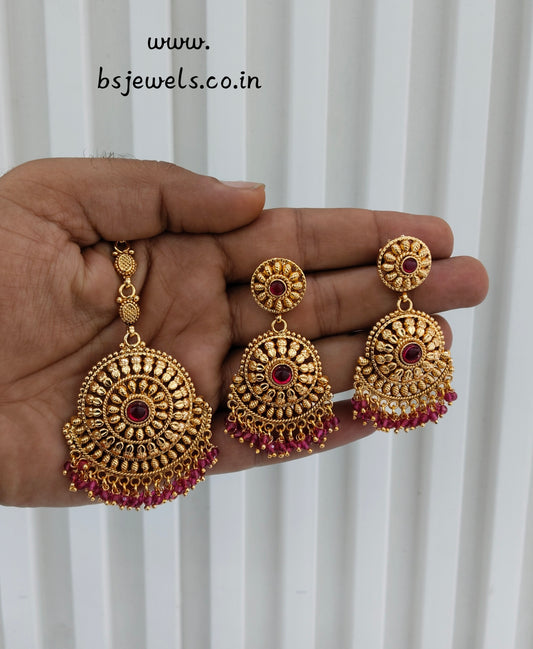 Majenta Gold Polki Punjabi Style Earrings and Tikka