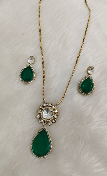 Green Gold Moissanite Kundan Necklace Jewellery Solis Chain Set