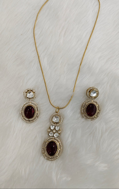 Maroon Gold Moissanite Kundan Necklace Jewellery Solis Chain Set