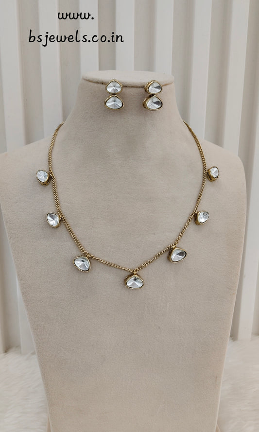 Gold Moissanite Kundan Necklace Jewellery Solis Set