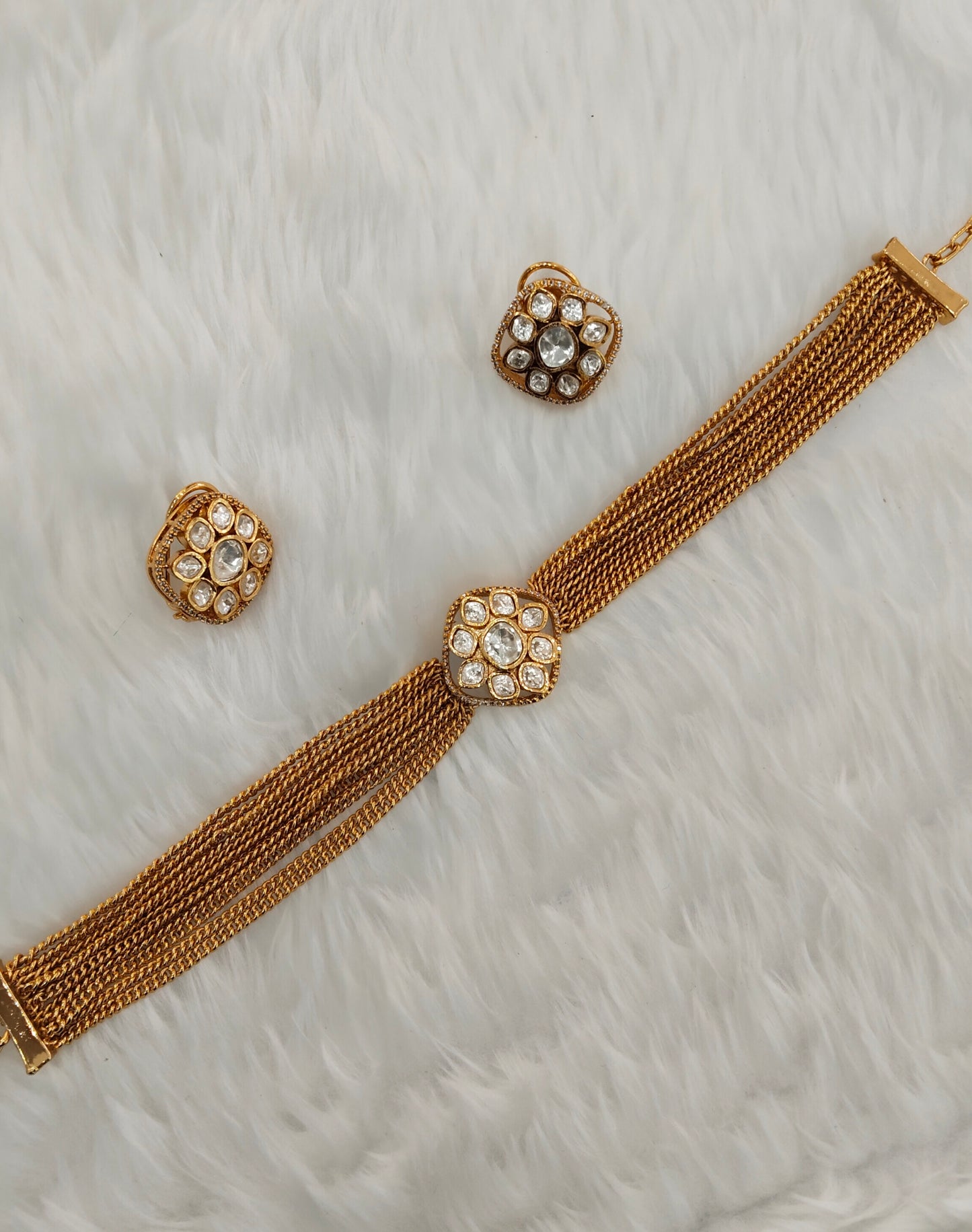 Gold Moissanite Kundan Choker Jewellery Delux Chain Set