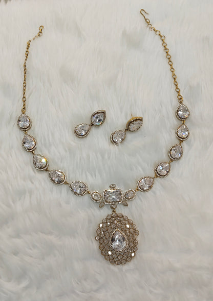 White Antique Gold CZ Necklace Jewellery Bajaj Set
