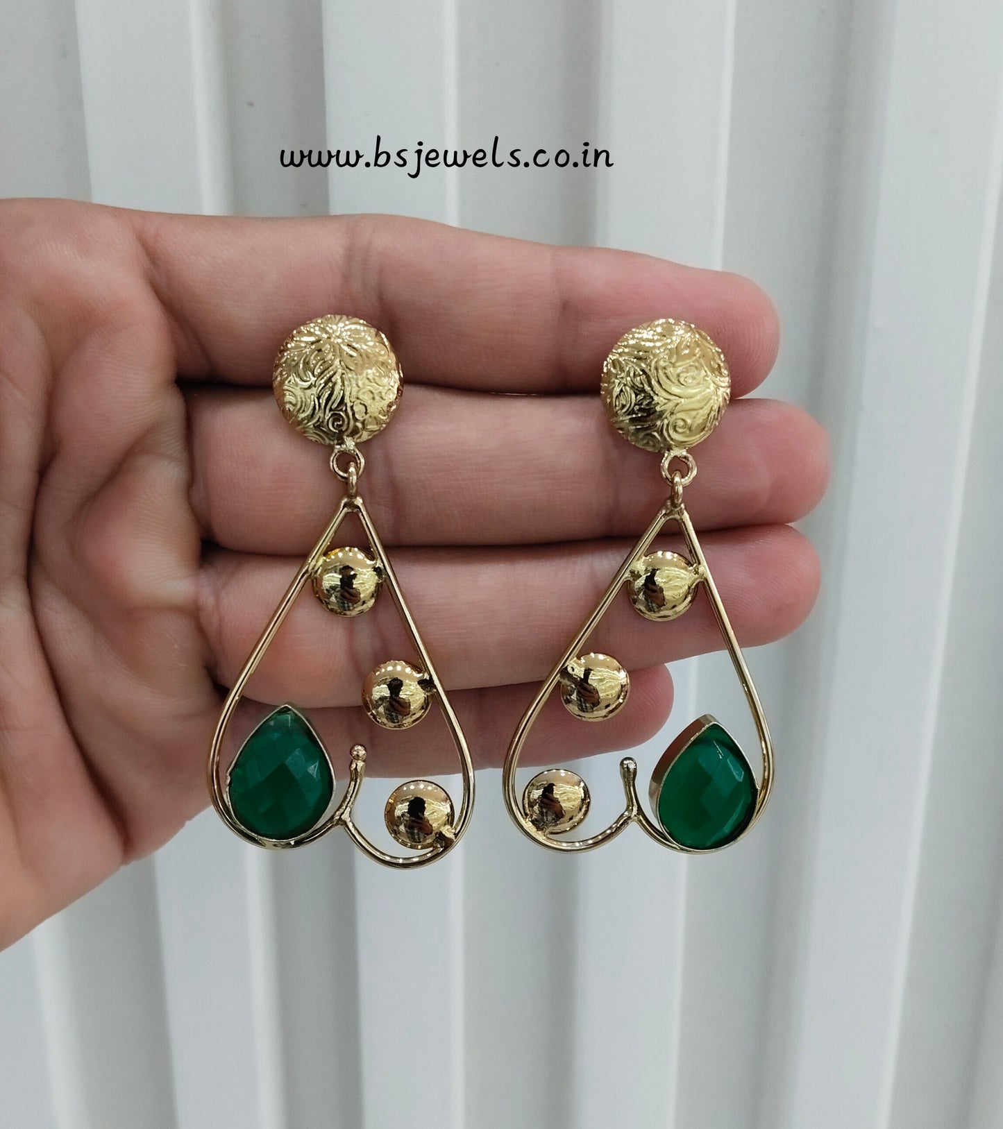 Green Moissanite Kundan Bollywood Jombi Earrings