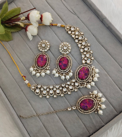 Majenta Antique Gold Kundan Necklace Jewellery Wanted Set