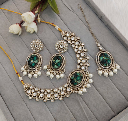 Green Antique Gold Kundan Necklace Jewellery Wanted Set