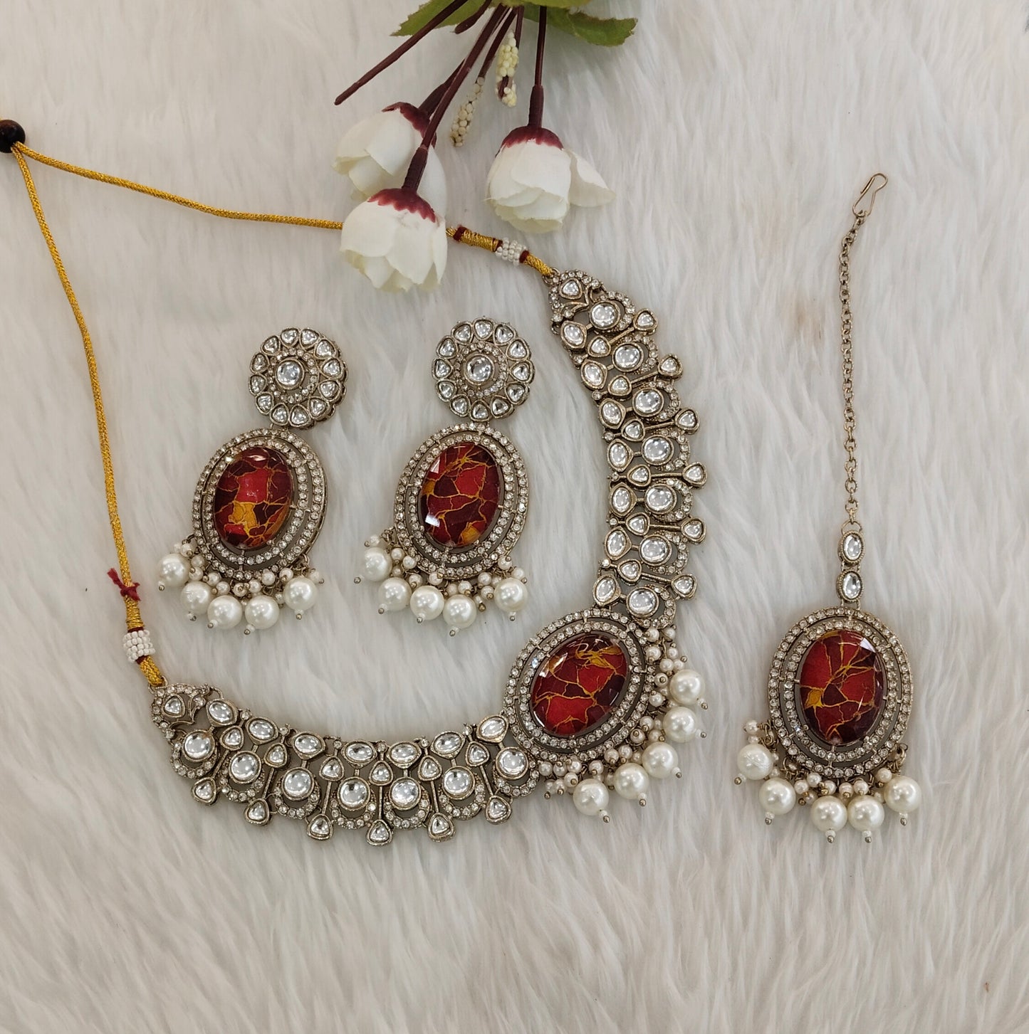 Maroon Antique Gold Kundan Necklace Jewellery Wanted Set