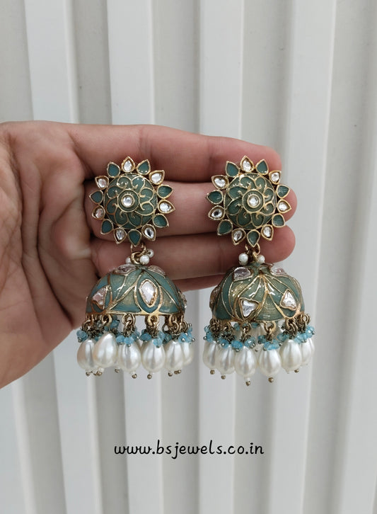 Sea Green Antique Gold Stud Bollywood Shota Earrings