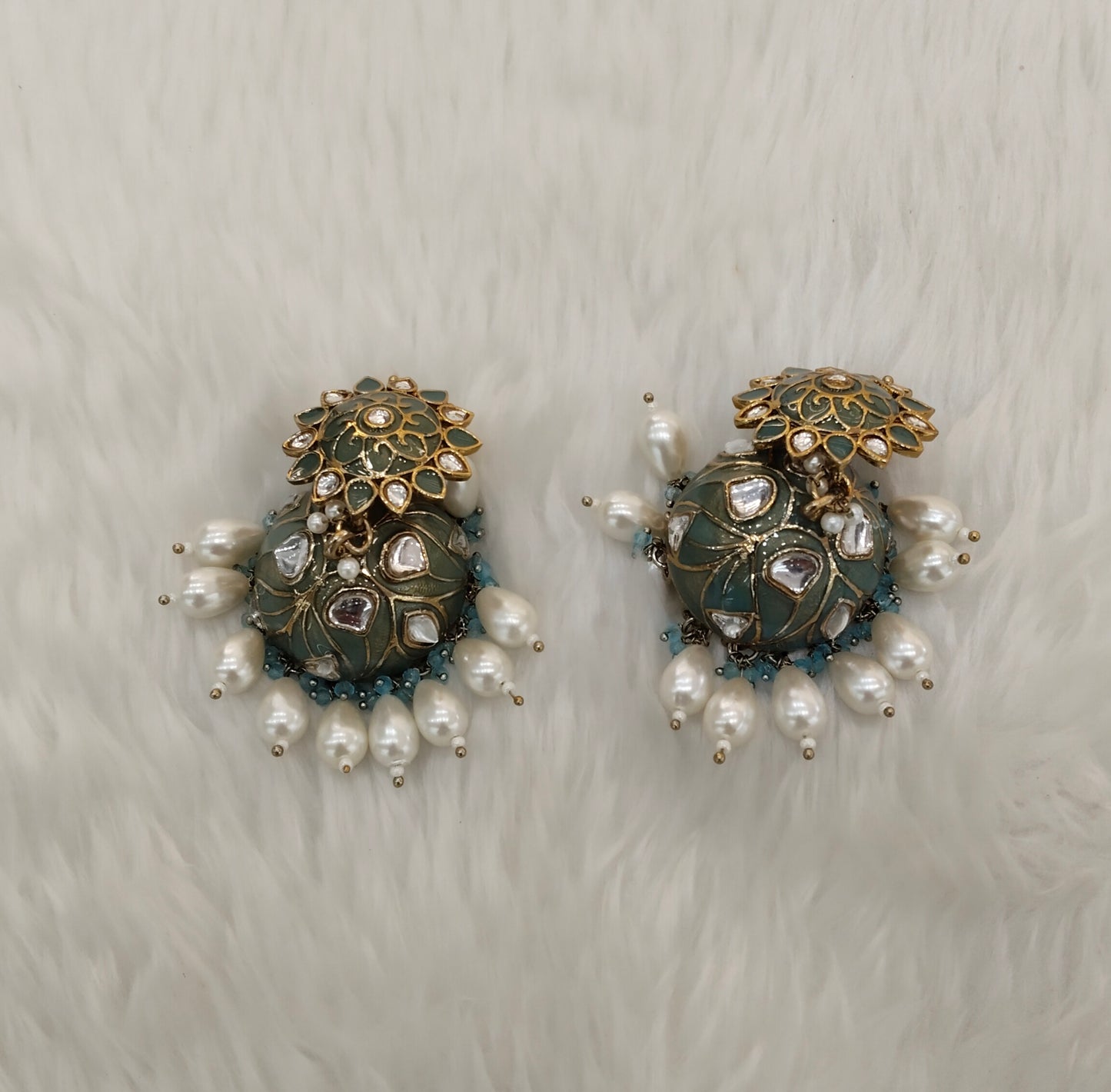 Sea Green Antique Gold Stud Bollywood Shota Earrings