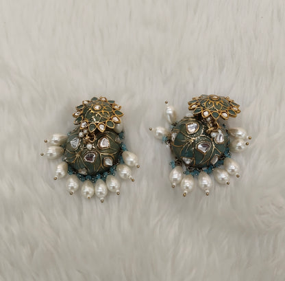 Sea Green Antique Gold Stud Bollywood Shota Earrings