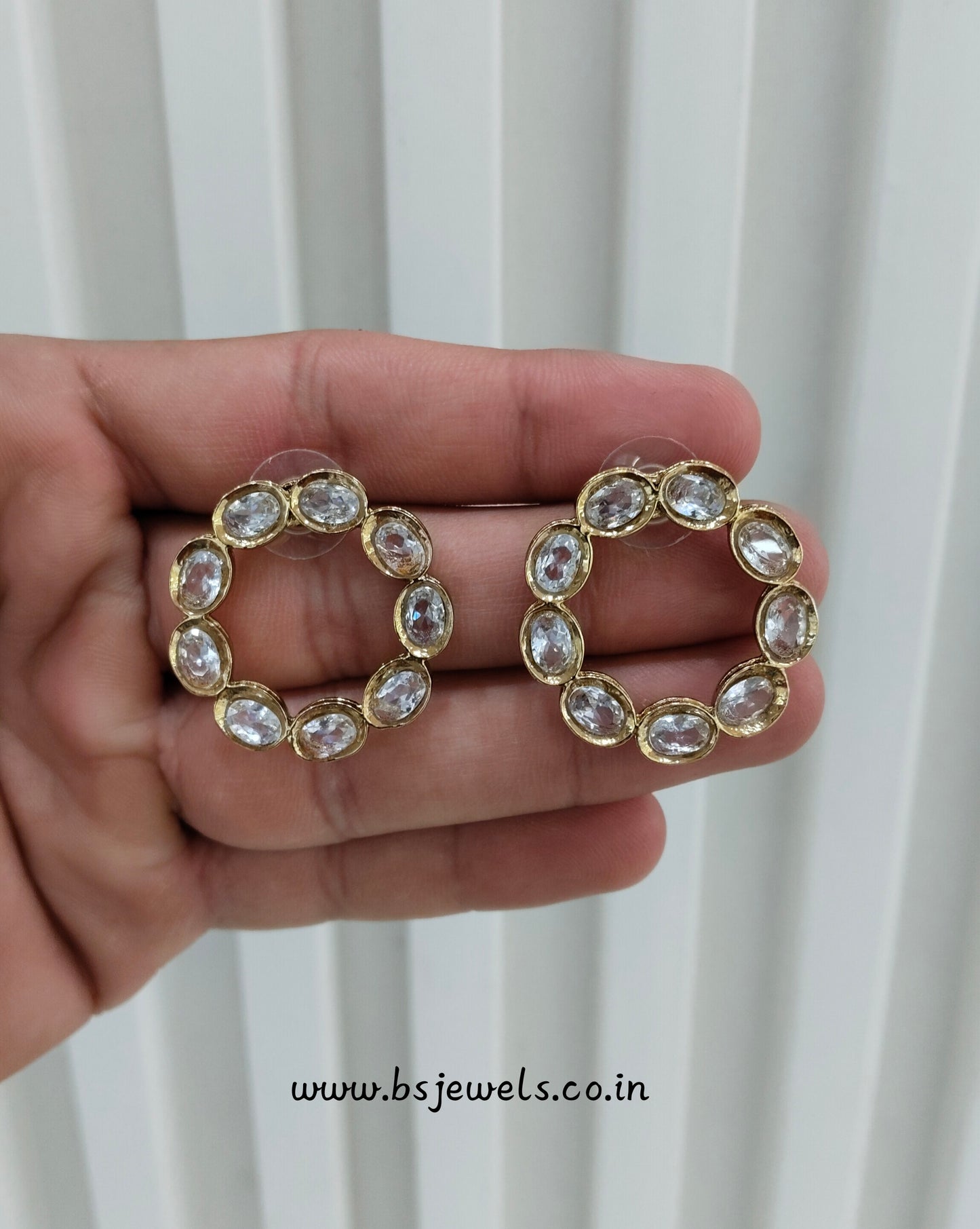 Antique Gold Stud Bollywood Shota Earrings
