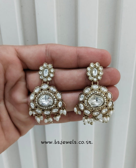 White Antique Gold Bollywood Jandu Earrings