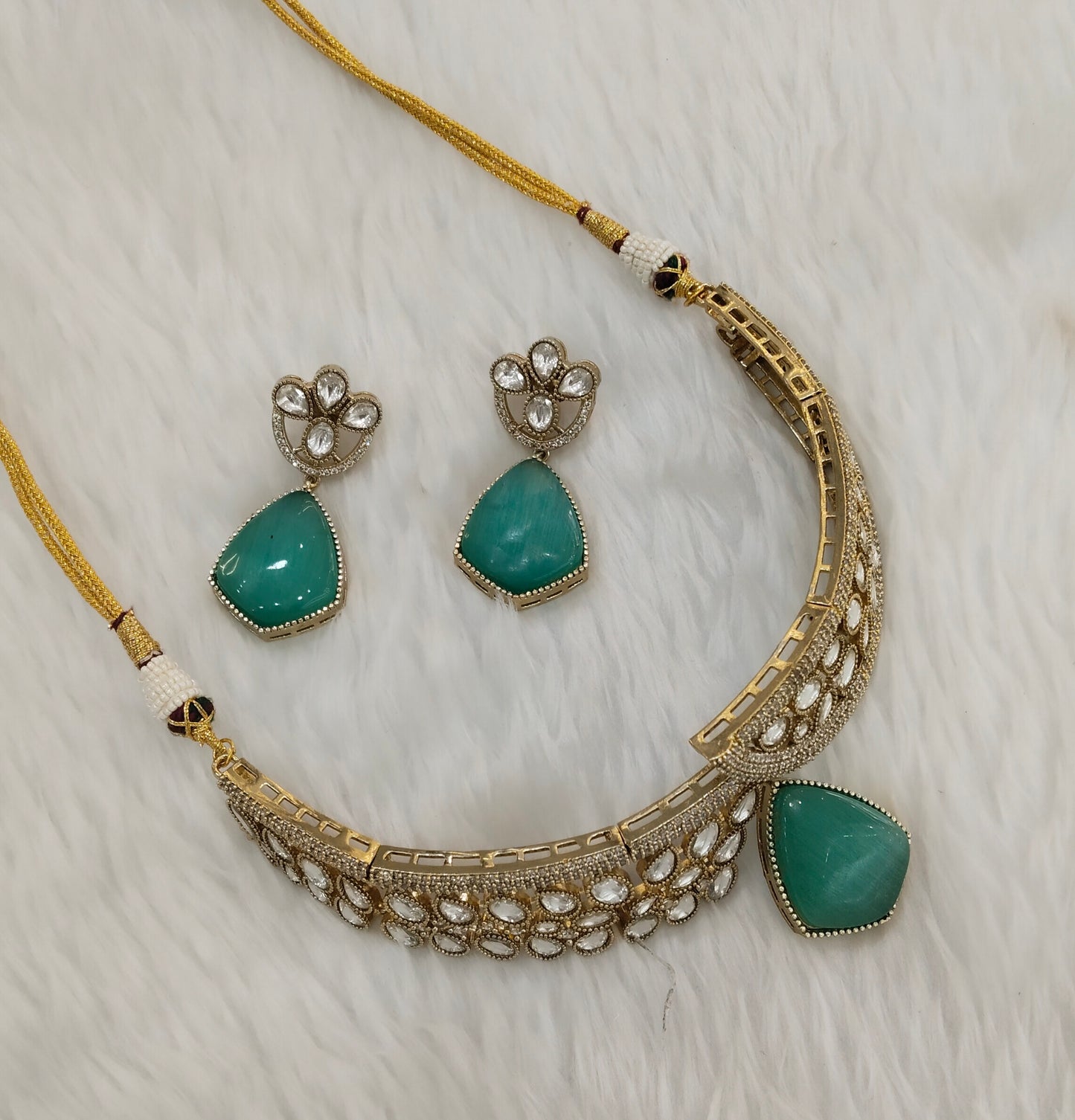 Sage Green Gold Moissanite Kundan Choker Jewellery Dhaliwal Set