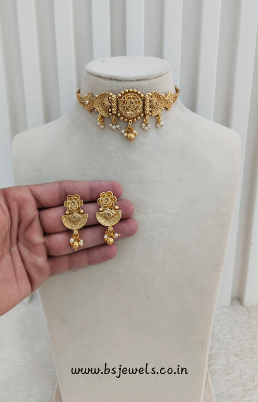 Gold Polki Choker Jewellery Bini Set