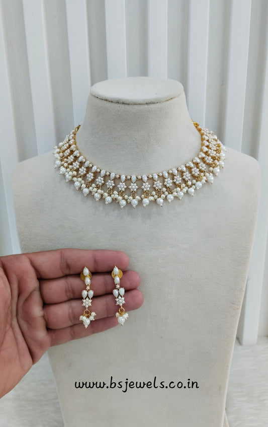 White Pearl Necklace Jewellery Spike Set