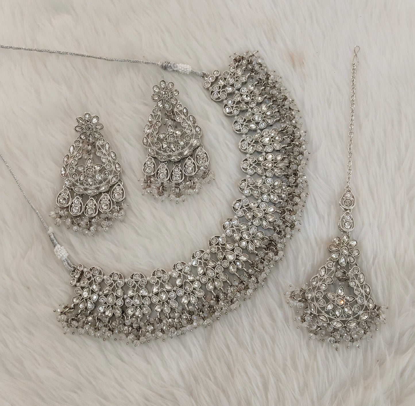 Silver White Necklace Jewellery Bruit Set