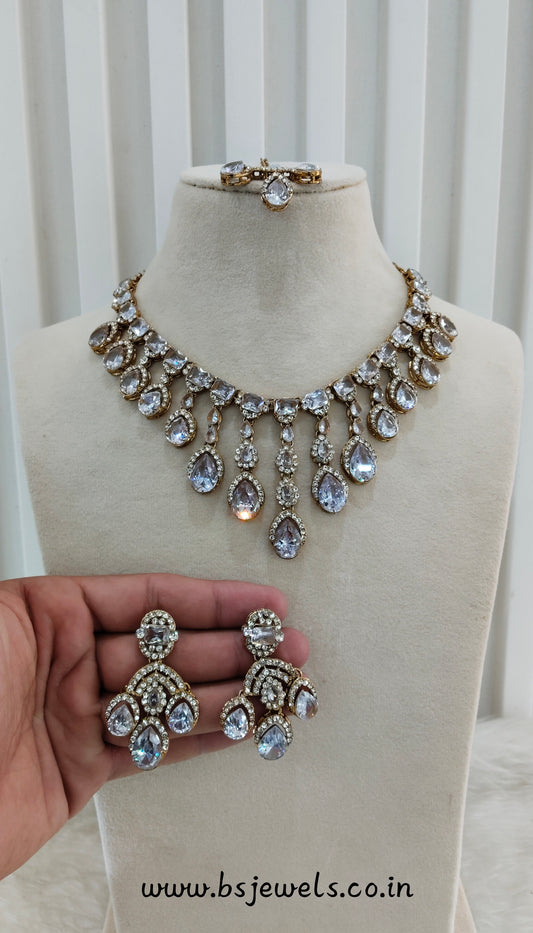 White Antique Gold Zircon Necklace Jewellery Ekaksh Set