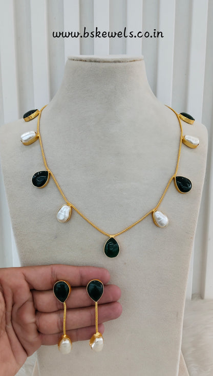 Green Mother Of Pearl Stone Necklace Jewellery Sagge Set