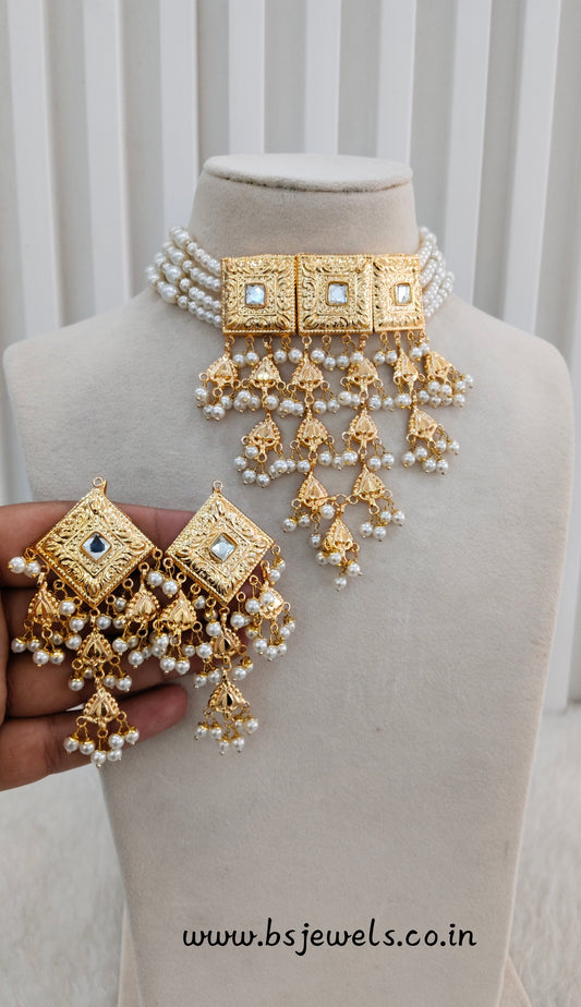 White Jadau Punjabi Style Choker Jewellery Worldwide Set