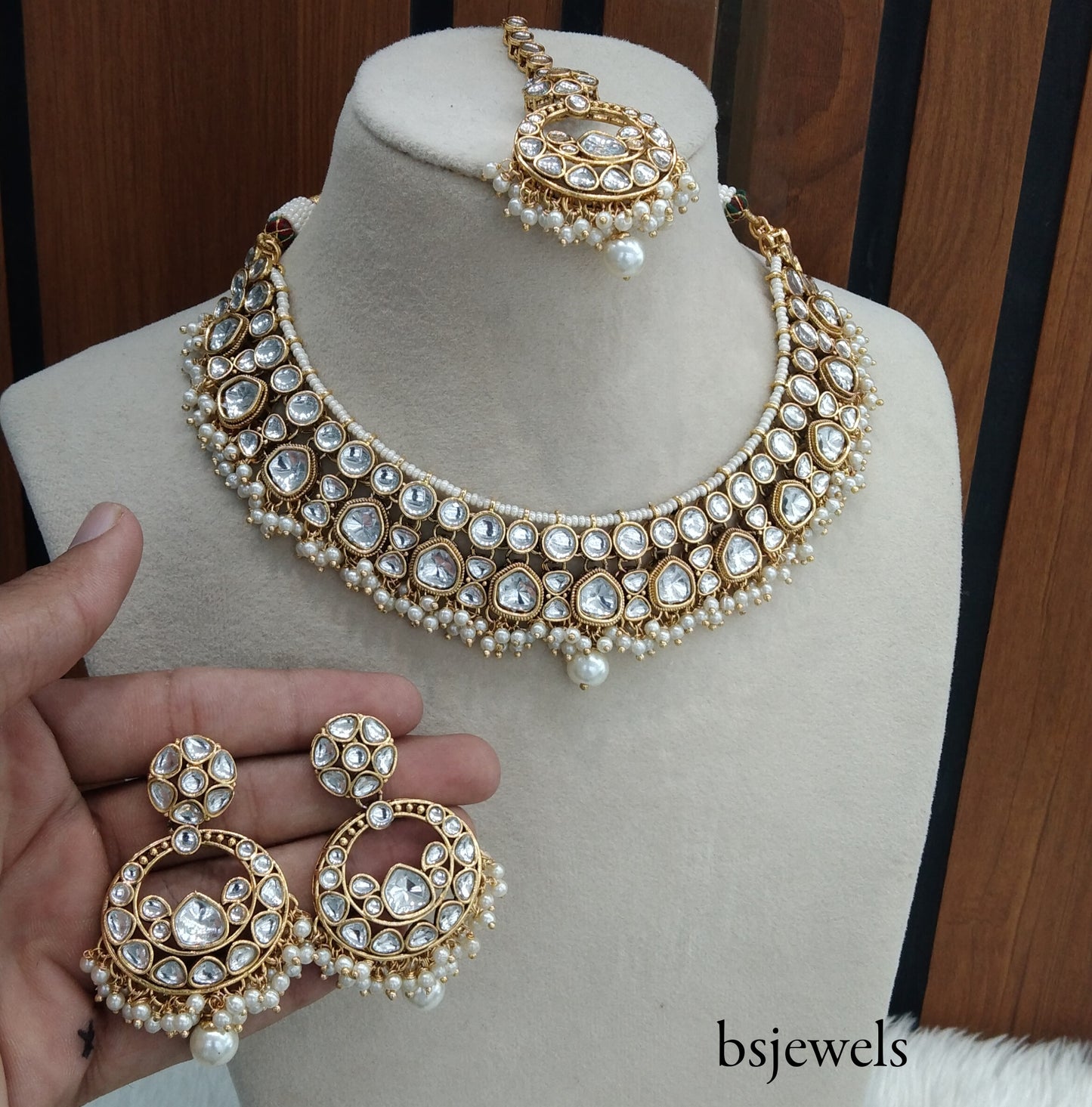 Gold white Kundan Necklace Jewellery Jinder Set