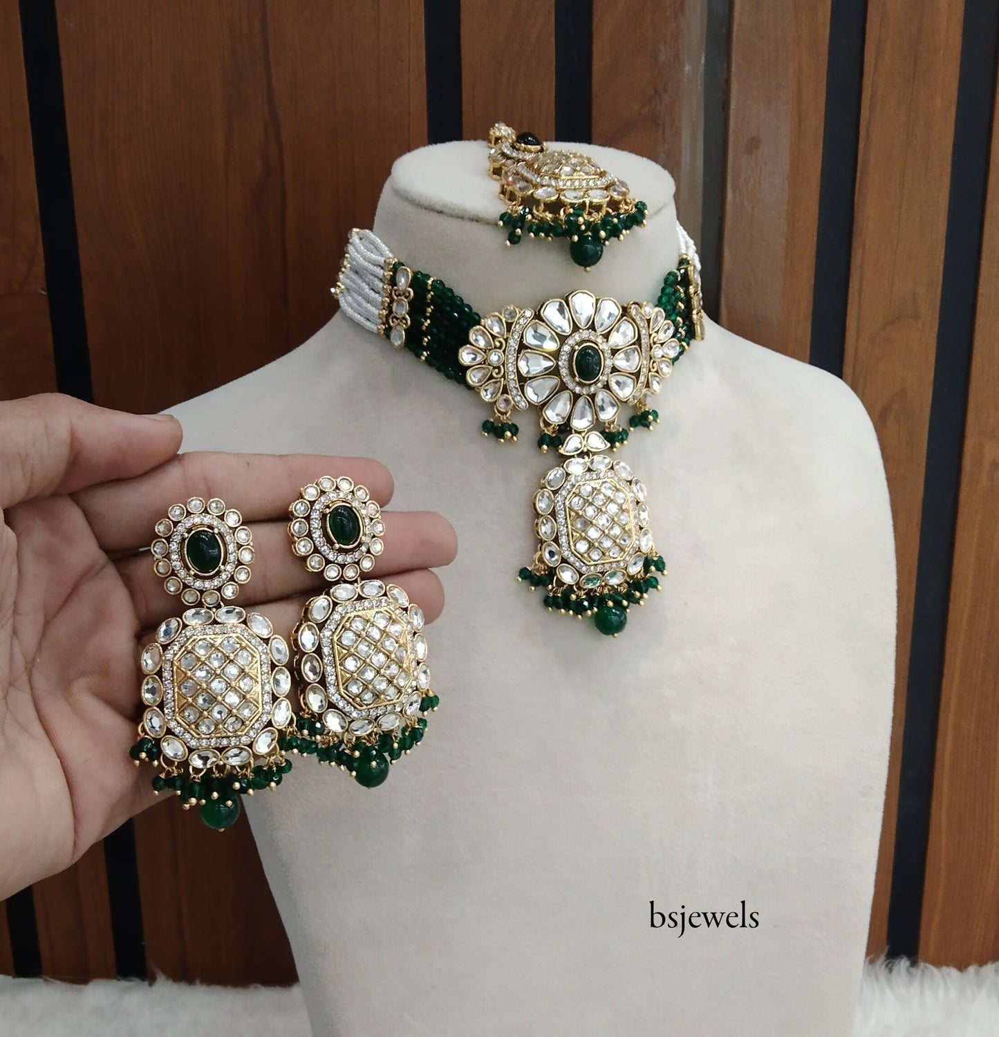 Green Kundan Choker Jewellery Joti Set