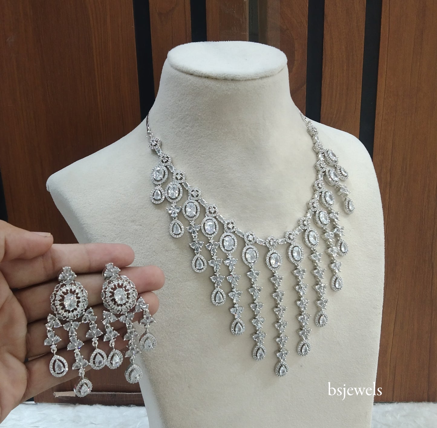 Silver American Diamond Ad Luna Necklace Set