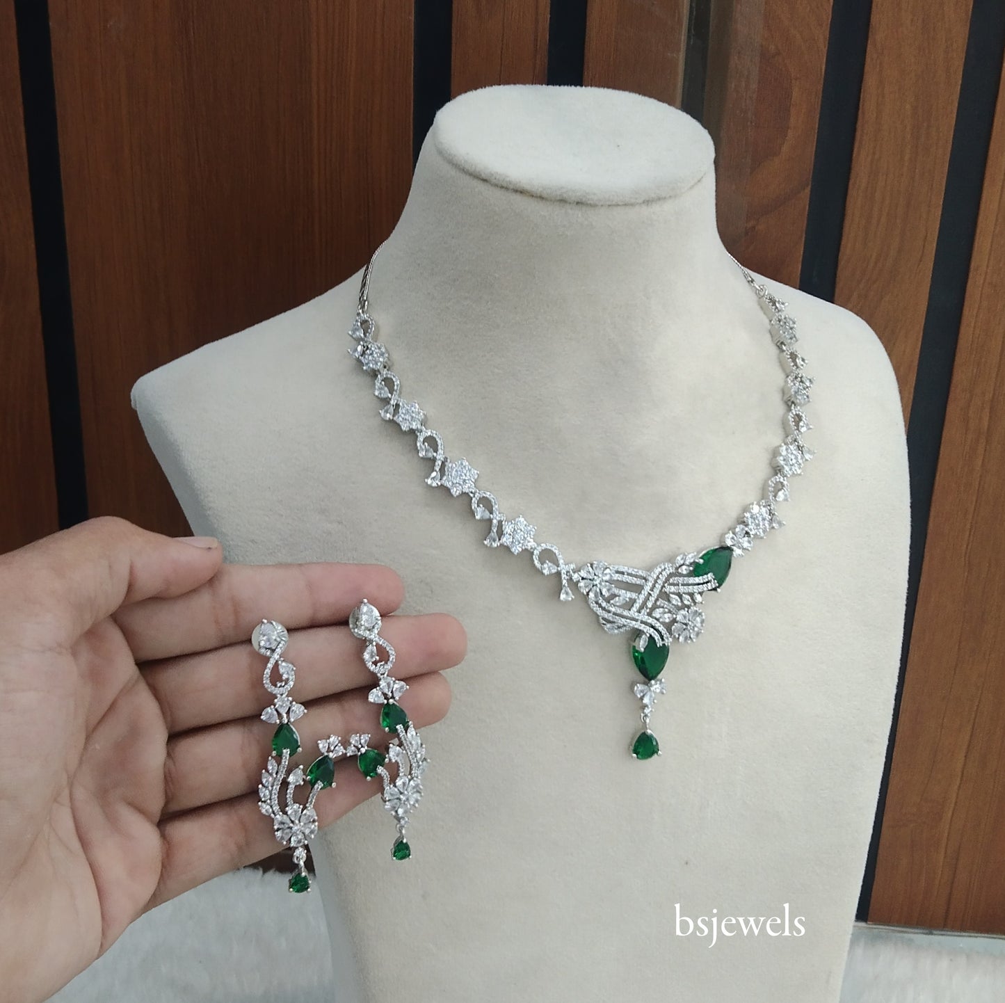 Silver Green American Diamond Ad Vera Necklace Set