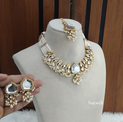 Gold White Kundan Necklace Pinki sets