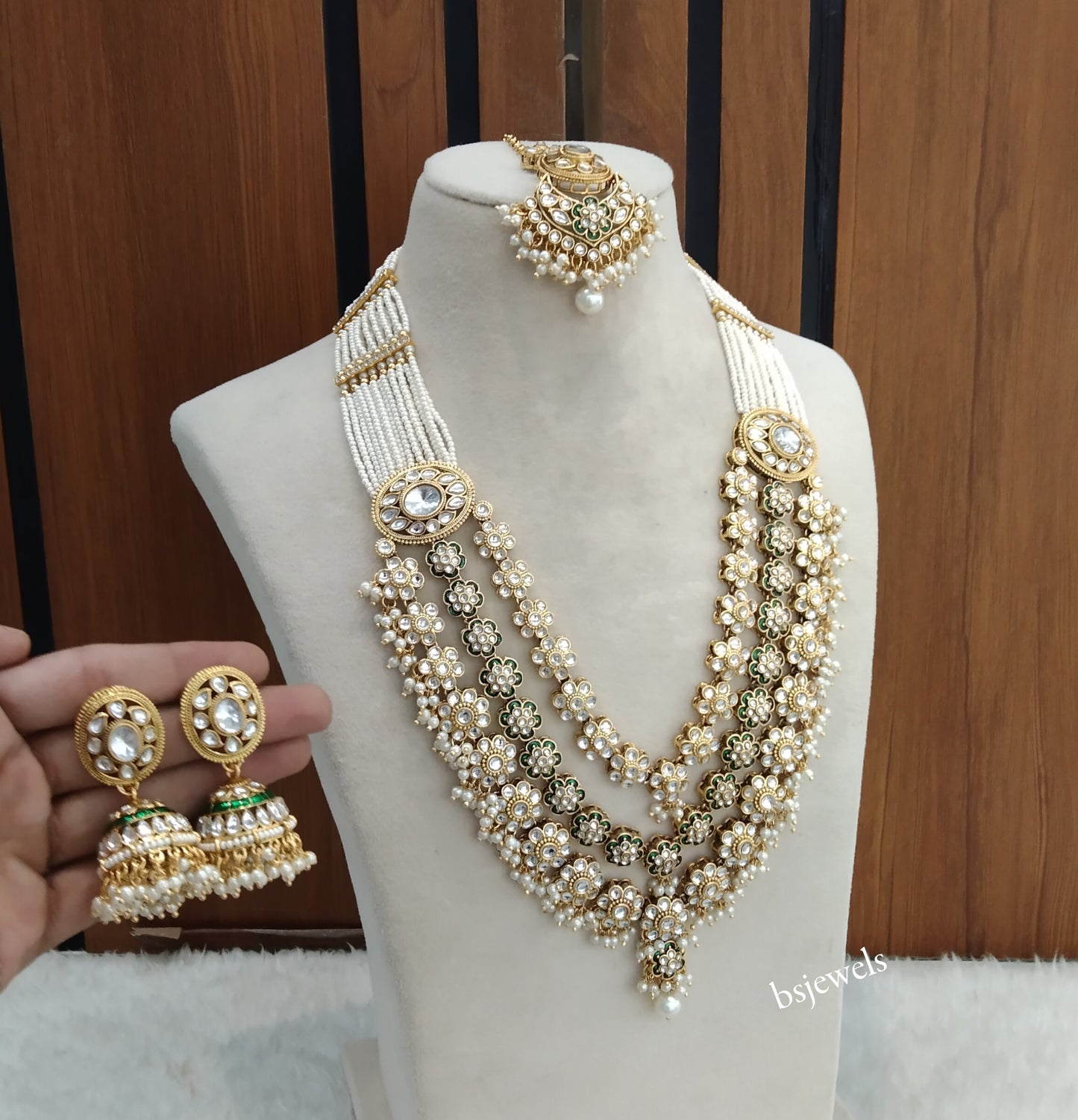 Gold White Kundan Necklace Sunita sets