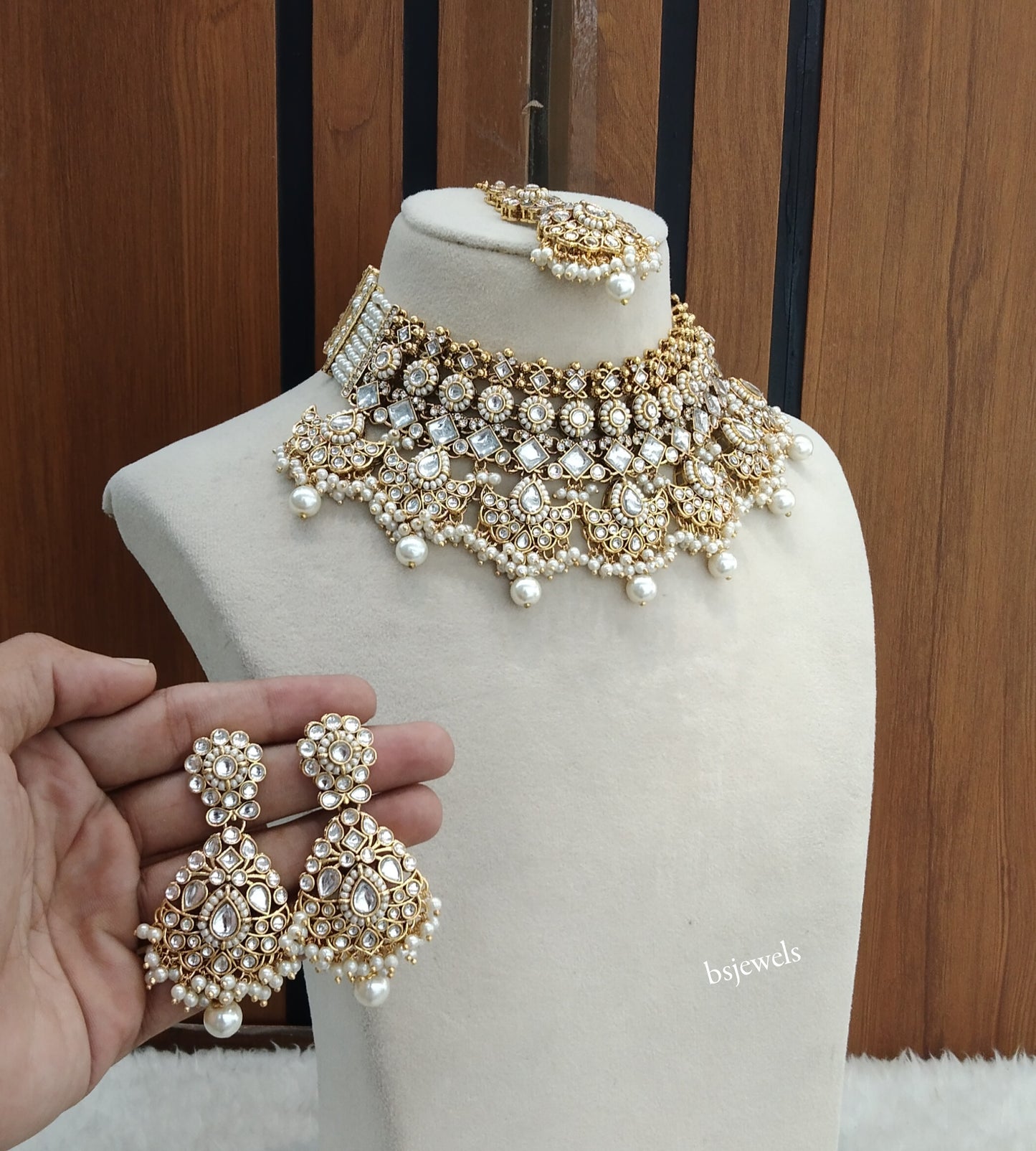 Gold White Kundan Necklace Eisha sets