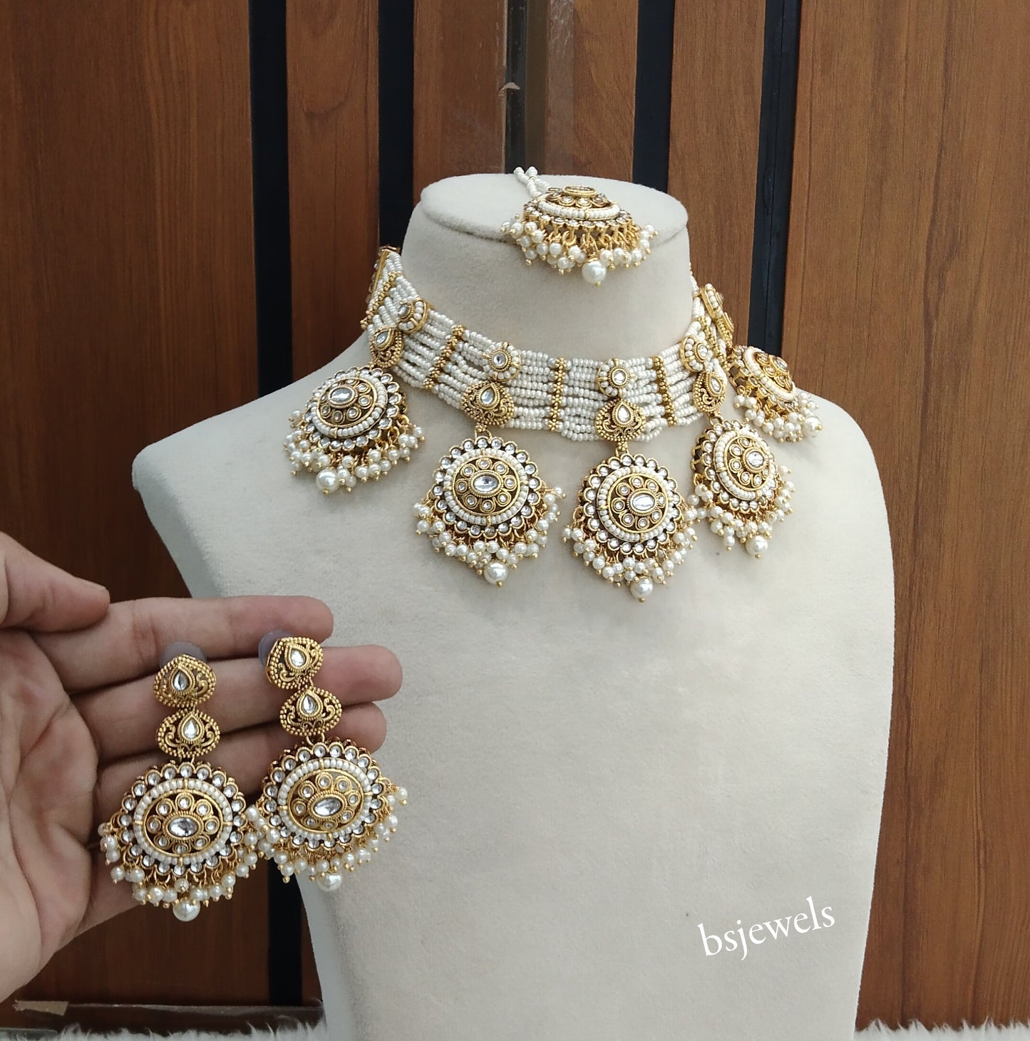 Gold White Kundan Necklace Sunita sets