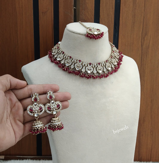 Antique Magenta Necklace Anvi sets