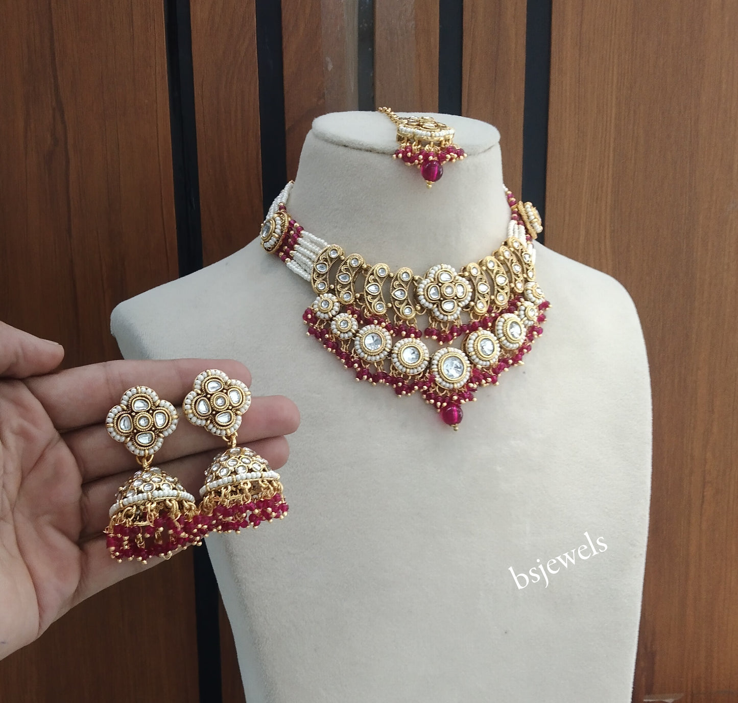 Gold Magenta Kundan Necklace Diya sets