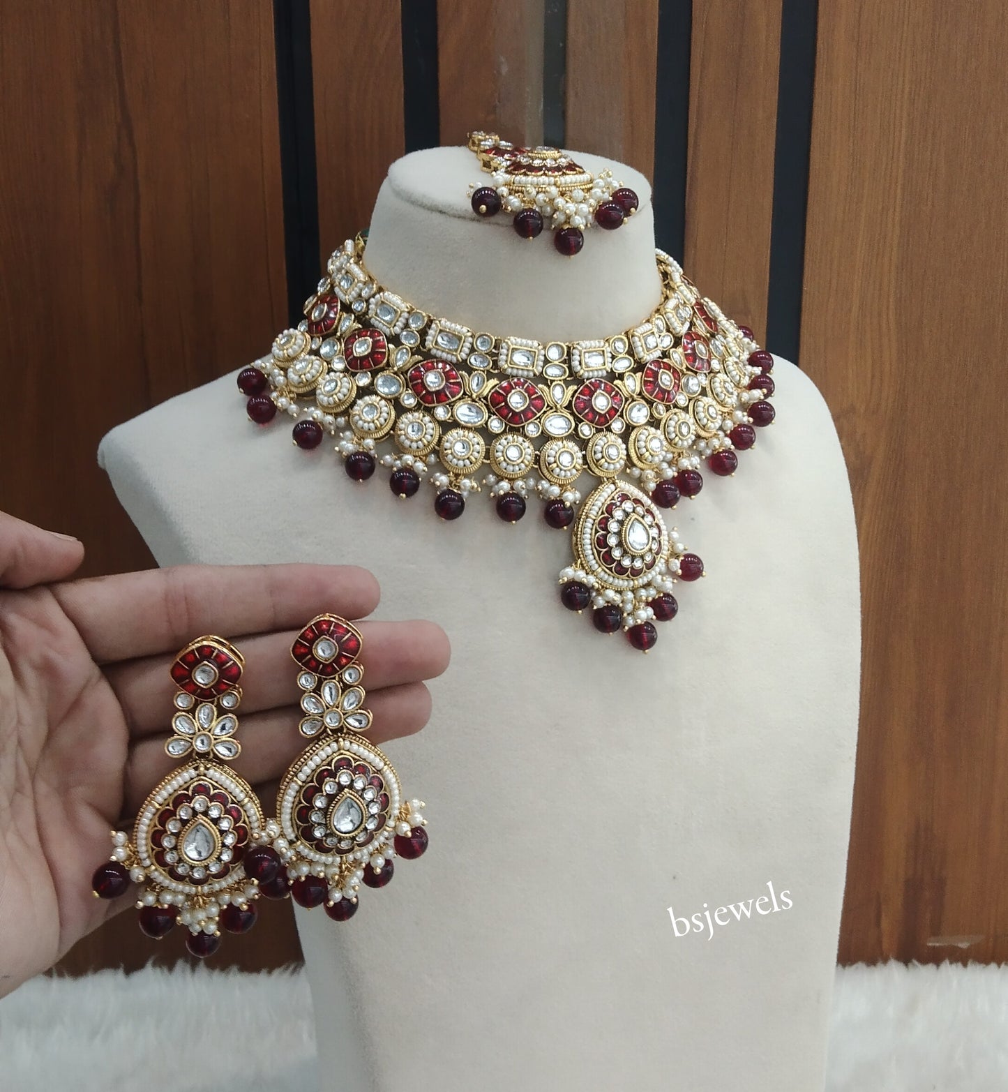 Gold Maroon Kundan Necklace Aira sets