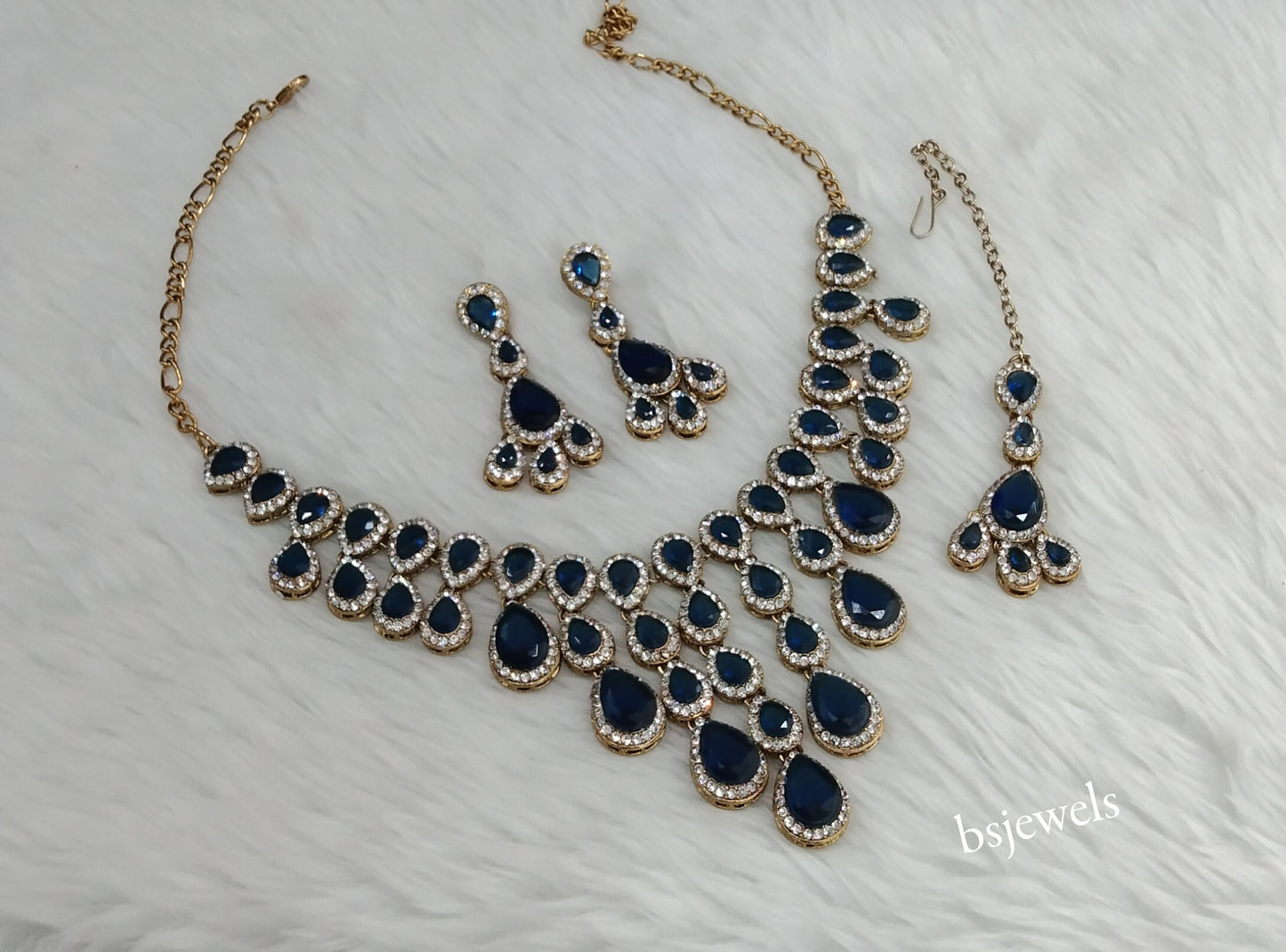 Antique Blue Necklace Yara sets