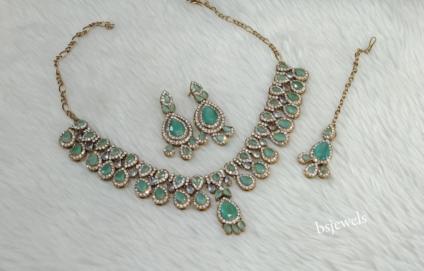 Antique Mint Necklace Yara sets