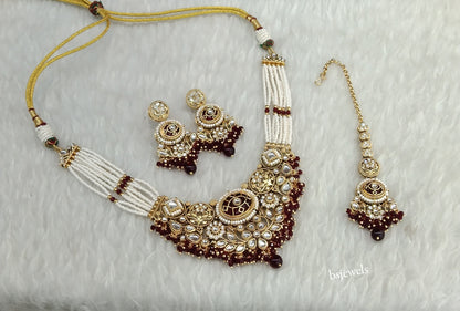 Gold Mroon Kundan Zuri Necklace sets