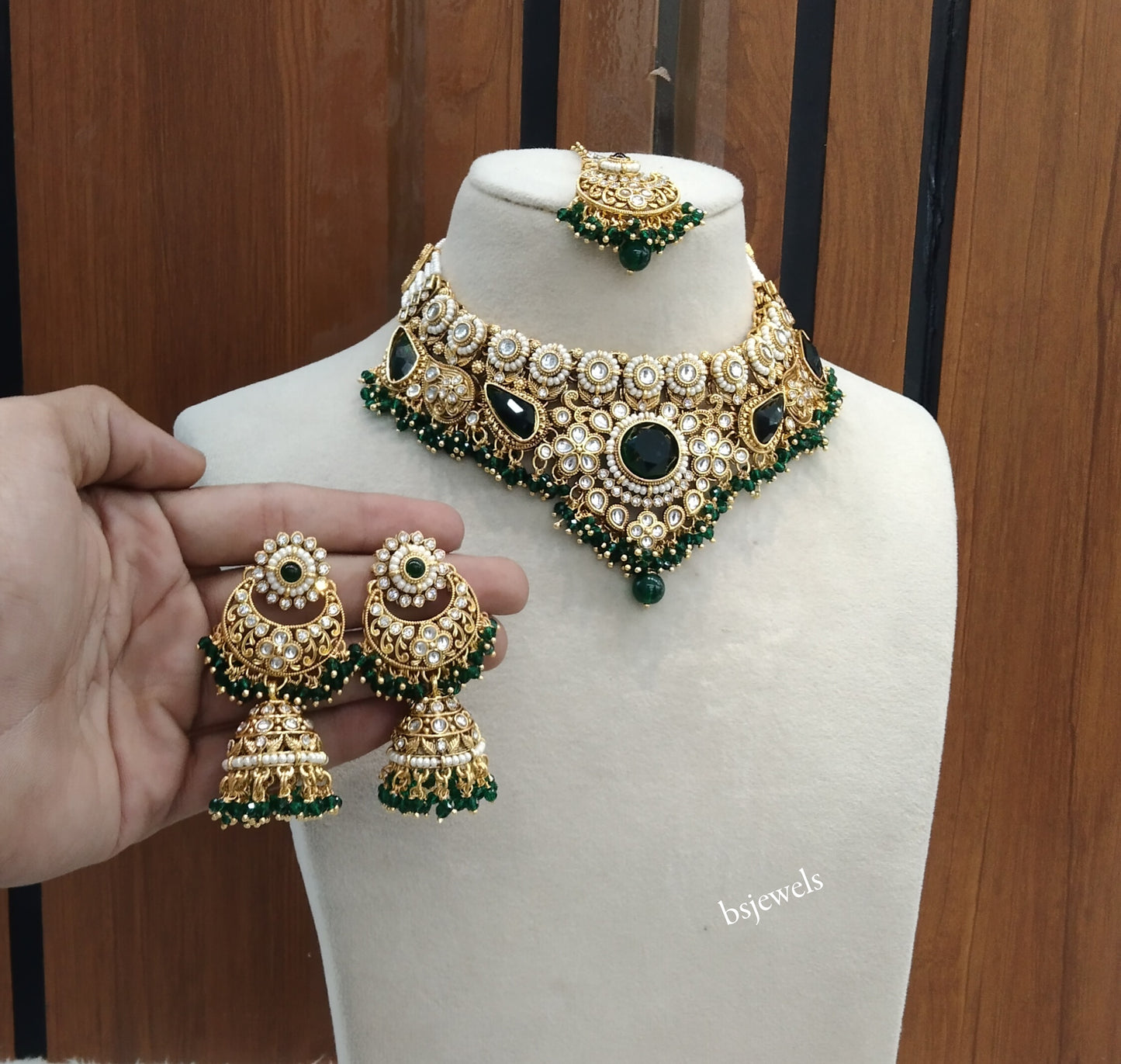 Gold Green Kundan Niky Necklace sets
