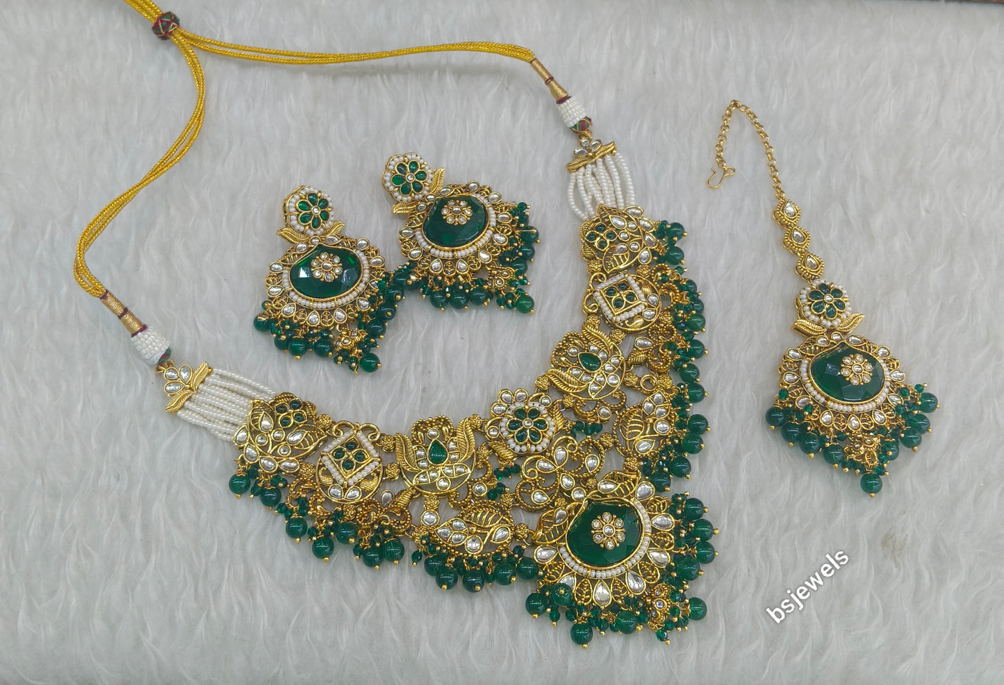 Gold Green Kundan Vina Necklace sets