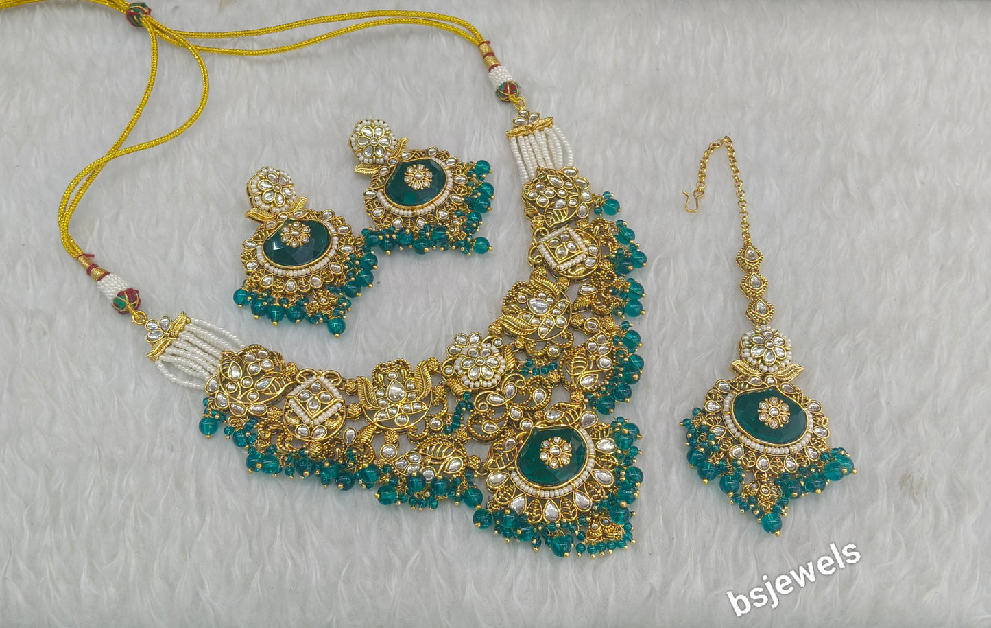 Gold Rama Green Kundan Vina Necklace sets