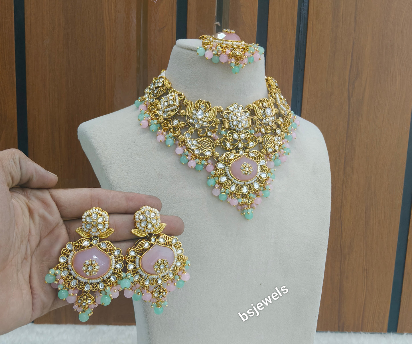 Gold Mint Pink Kundan Vina Necklace sets (