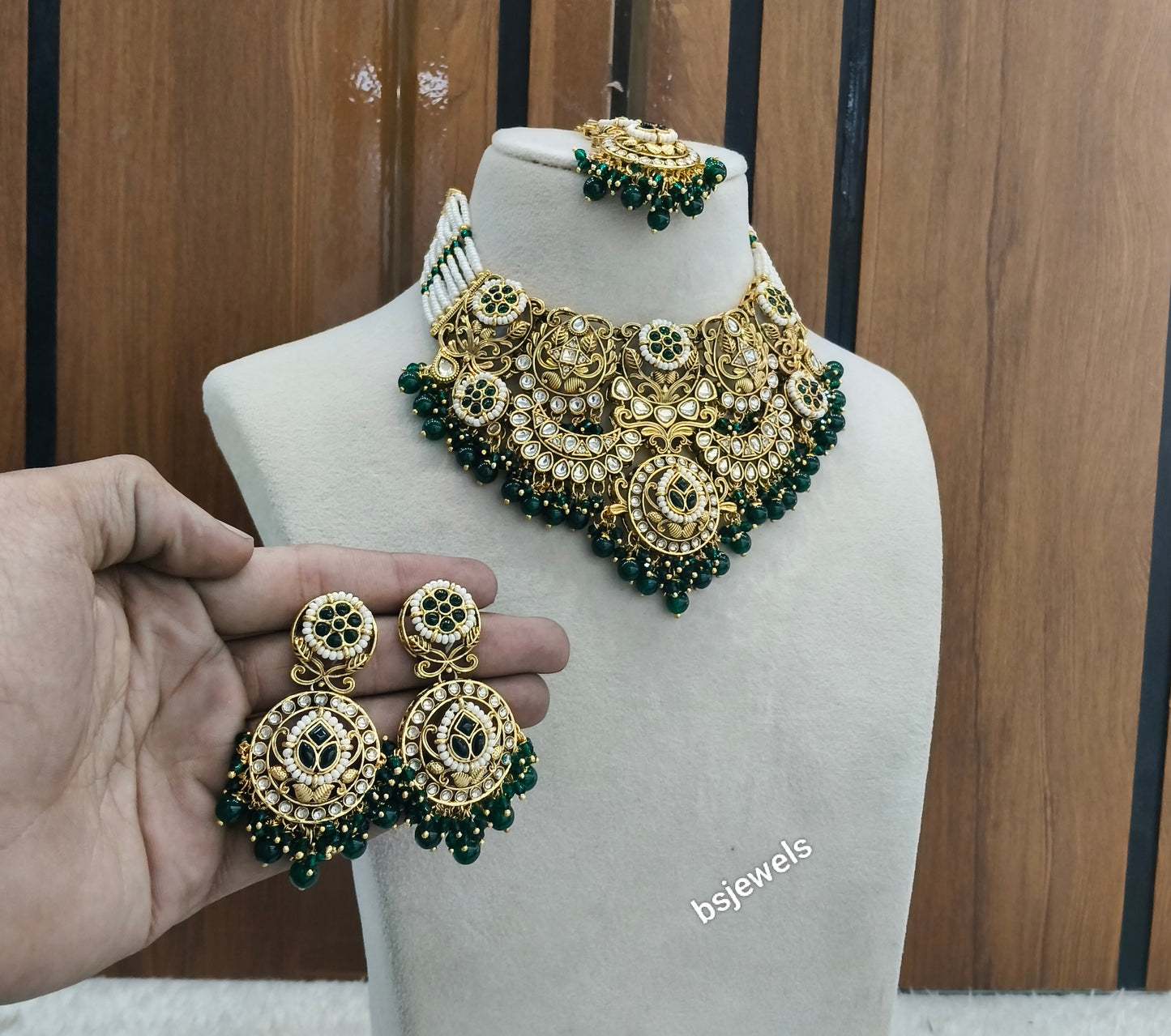 Gold Green Kundan Gargi Necklace sets