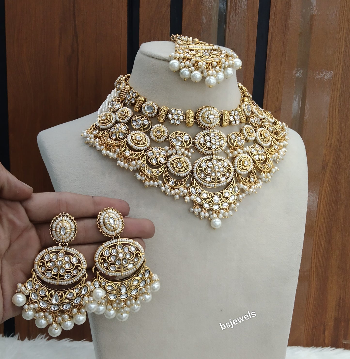 Gold White Kundan necklace Set/ kundan Indian Naomi jewellery  sets