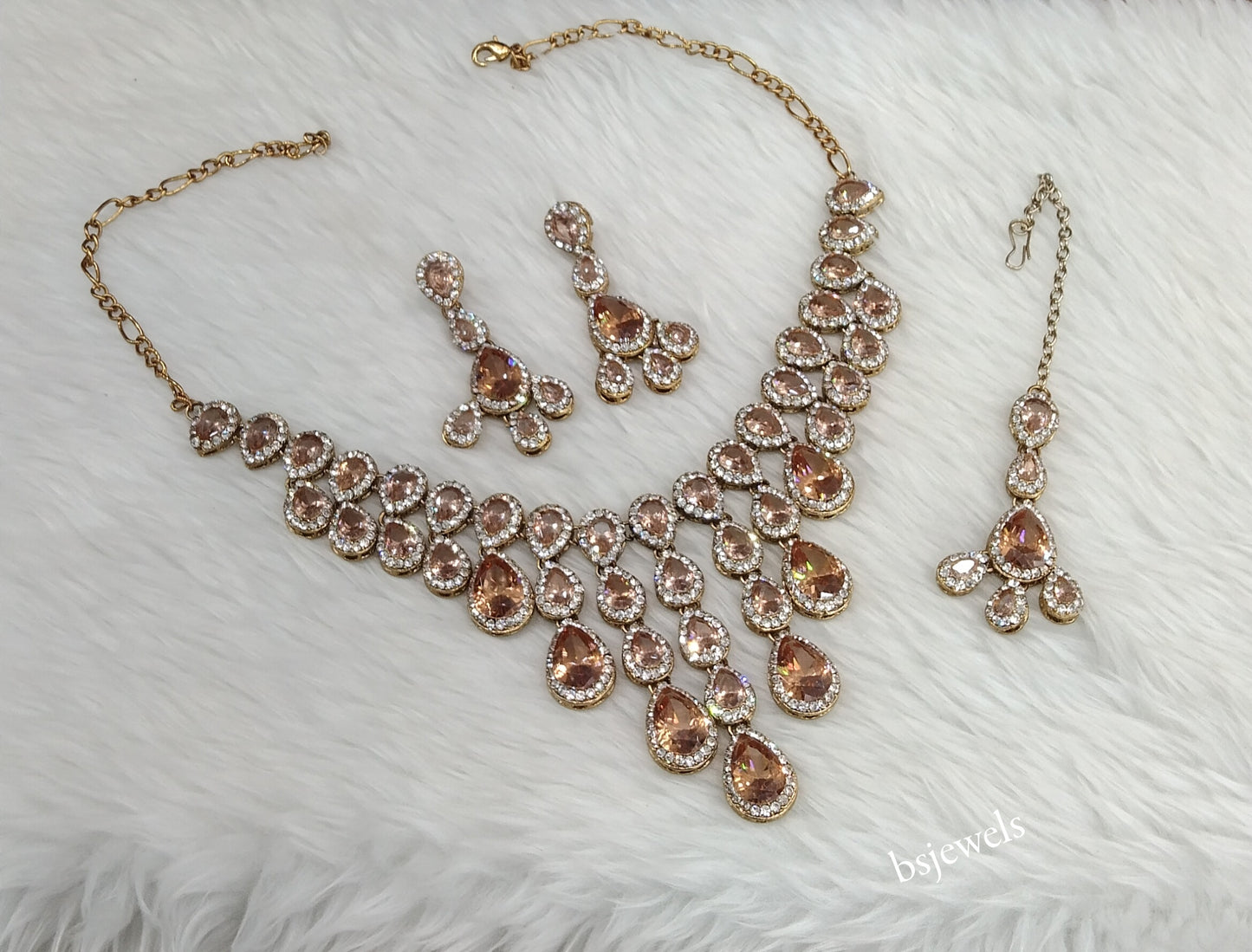 Antique Necklace Yara sets