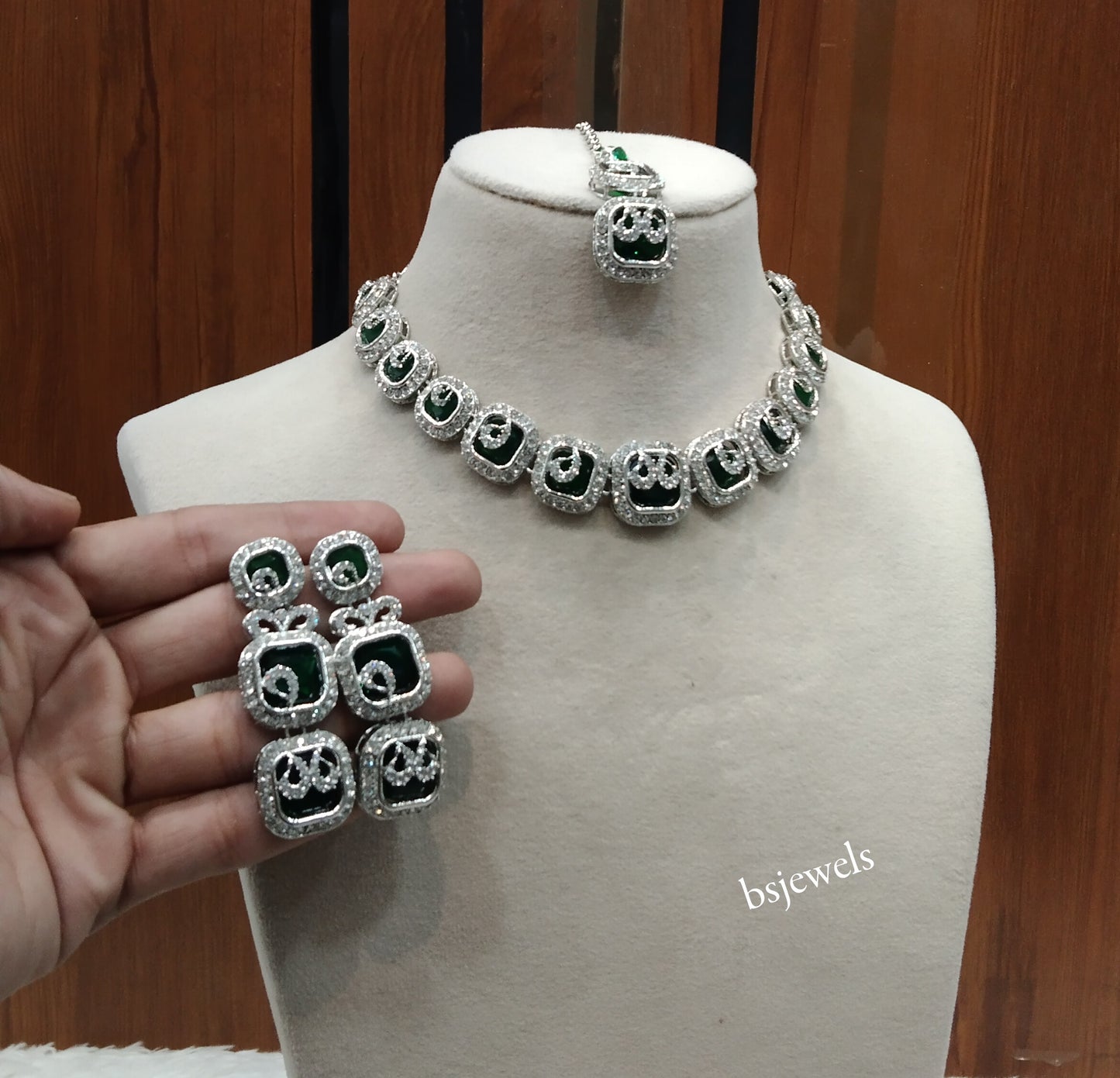 Silver Green Necklace Hallie sets