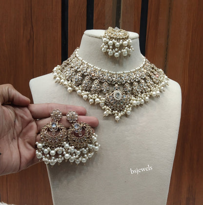 Antique White Necklace Harper sets