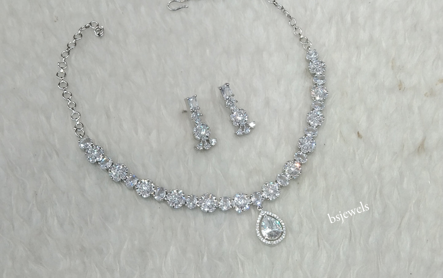 Silver White American Diamond Ad Avery Necklace Set